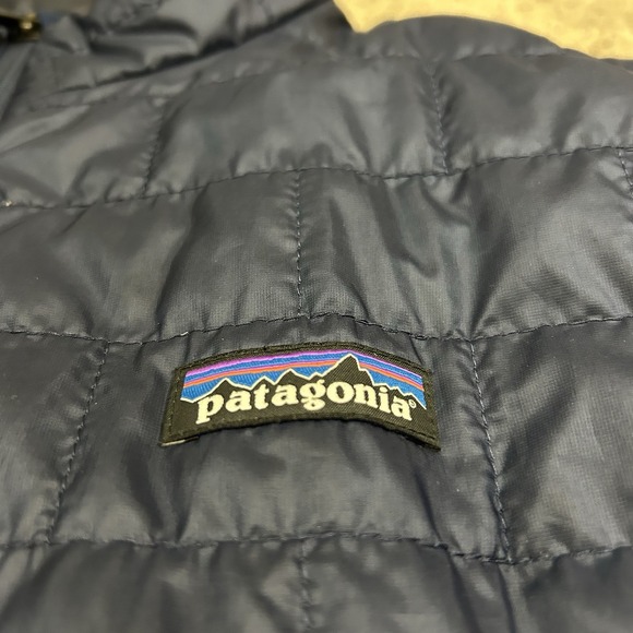 Patagonia Navy Nano Puff Vest Men's Large - Picture 6 of 6